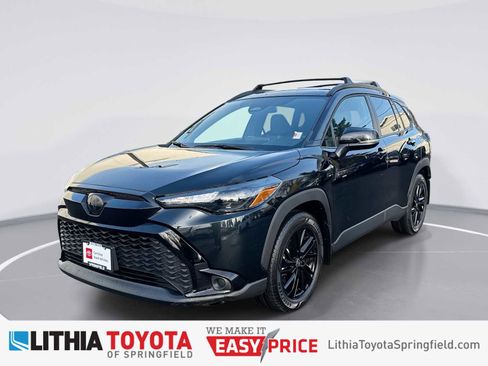Certified 2025 Toyota Corolla Cross AWD Hybrid image 1