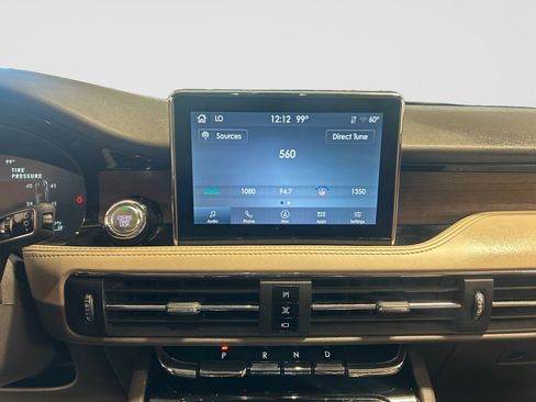 Used 2022 Lincoln Corsair Reserve w/ Elements Package FWD image 14