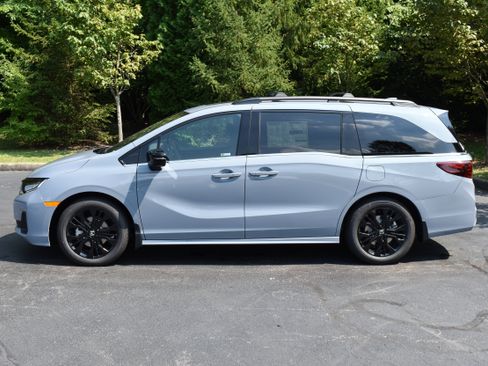 New 2026 Honda Odyssey Sport-L image 4