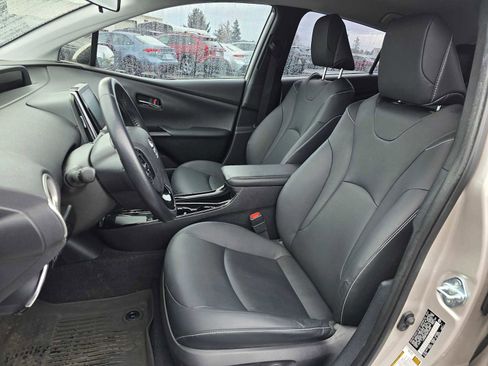 Used 2021 Toyota Prius Prime XLE image 22