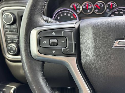 Used 2022 Chevrolet Silverado 1500 LT Trail Boss AWD/4WD image 16