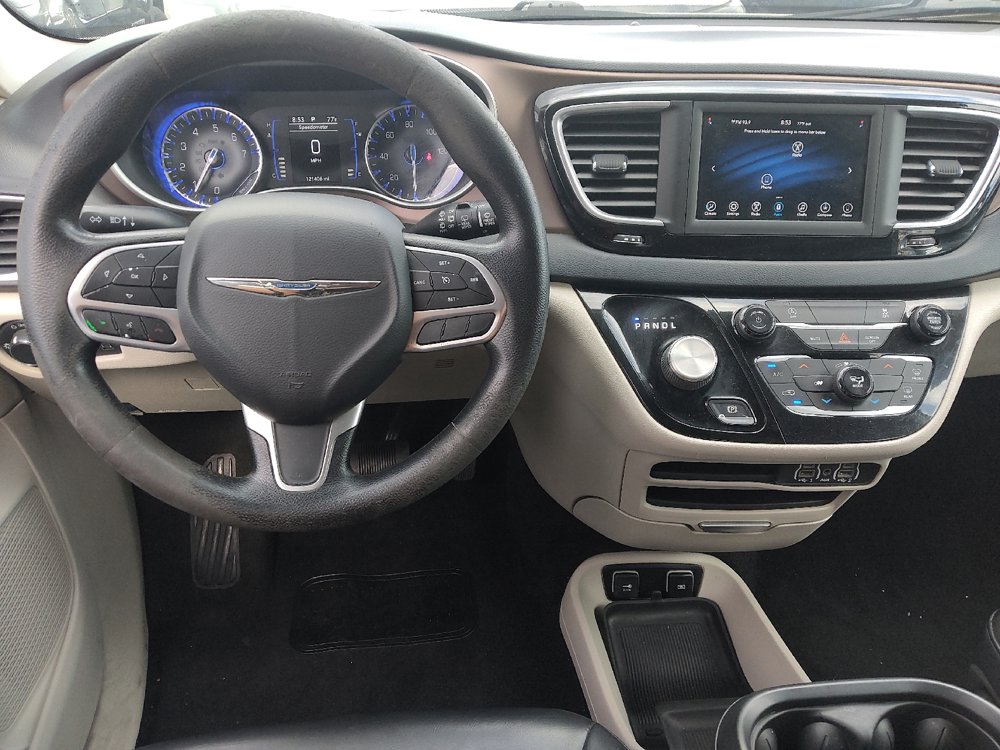 Used 2021 Chrysler Voyager Lxi FWD image 22