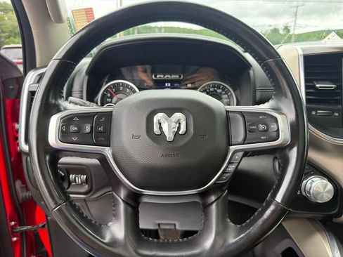 Used 2022 RAM 1500 Laramie AWD/4WD image 16