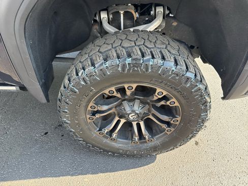 Used 2024 GMC Sierra 3500 Denali Ultimate image 11