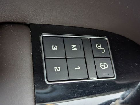 Used 2019 Land Rover Range Rover Sport HSE AWD/4WD image 47