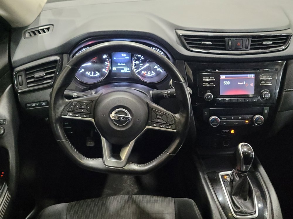 Used 2017 Nissan Rogue SV AWD/4WD image 22