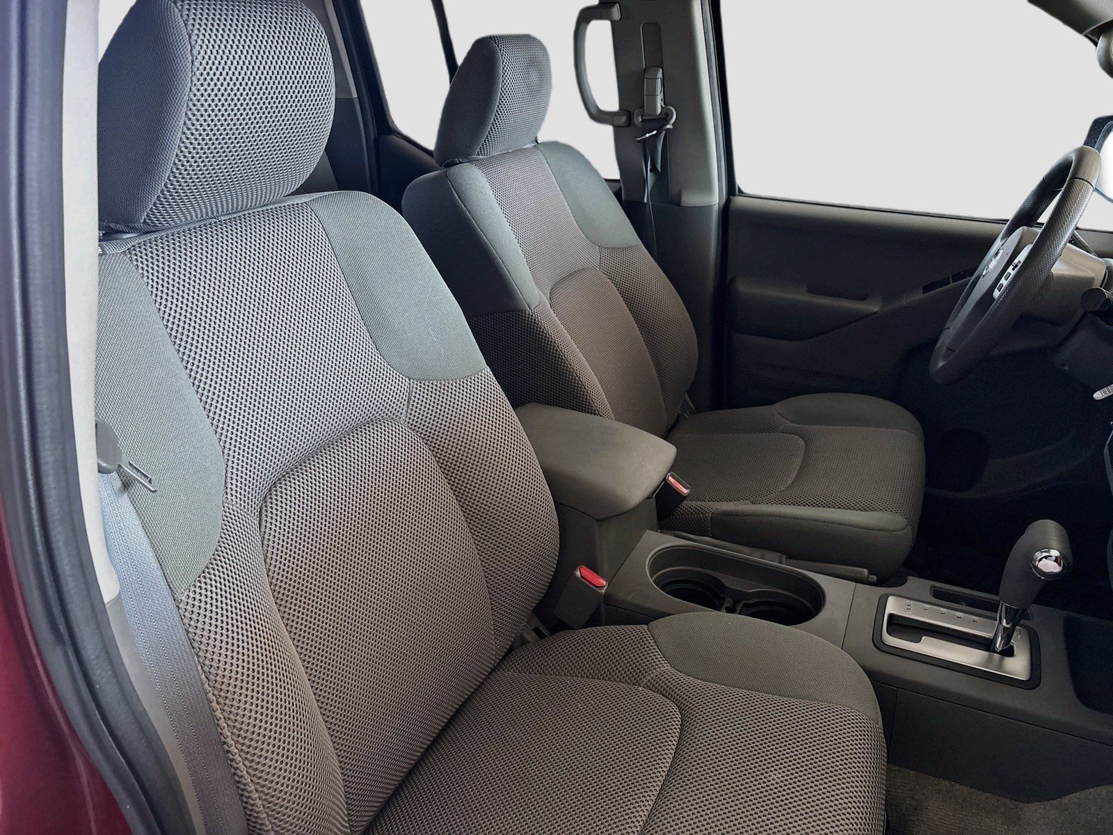 Used 2016 Nissan Frontier SV RWD image 17