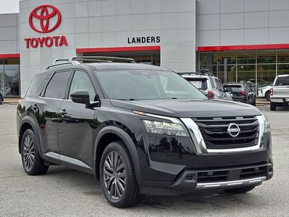 Used 2025 Nissan Pathfinder SL w/ SL Premium Package