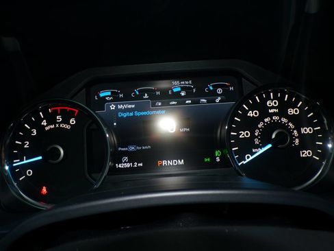 Used 2018 Ford F150 Lariat w/ Equipment Group 502A Luxury AWD/4WD image 25