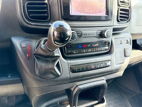 Used 2022 RAM ProMaster 2500 image 16