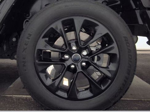 Used 2024 Jeep Wrangler Sahara w/ Safety Group image 9