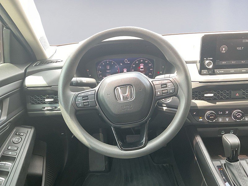 Used 2024 Honda Accord EX image 10