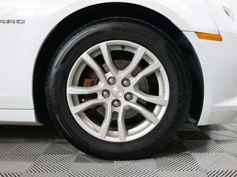 Used 2015 Chevrolet Camaro LS RWD image 6