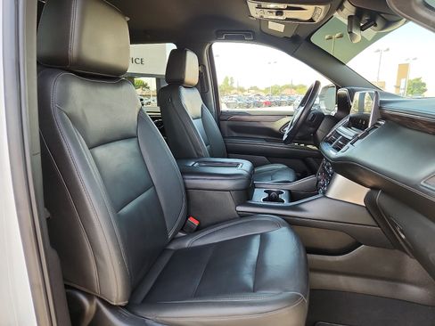 Used 2023 Chevrolet Tahoe LT AWD/4WD image 14