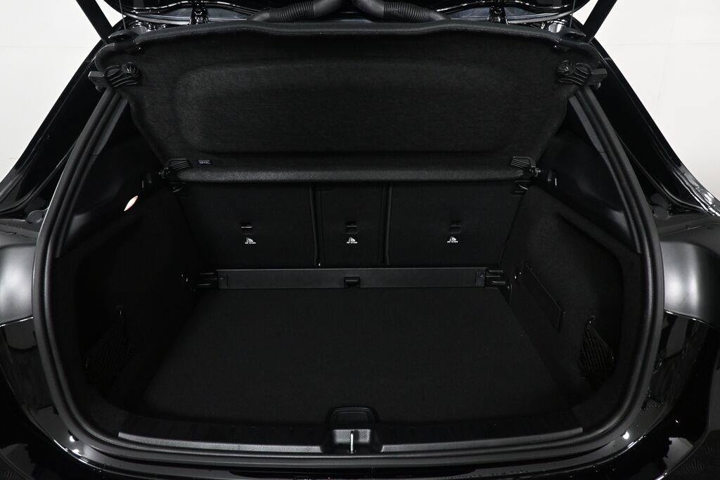 Certified 2026 Mercedes-Benz GLA 250 4MATIC image 29