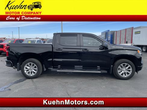 Used 2024 Chevrolet Silverado 1500 RST image 1