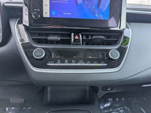 Used 2024 Toyota Corolla LE image 18