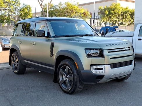 Used 2020 Land Rover Defender 110 HSE image 3