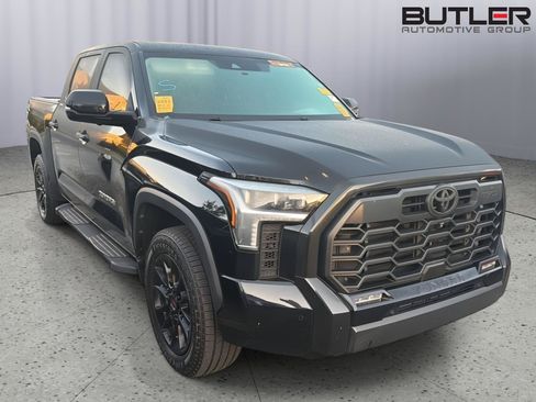 Used 2022 Toyota Tundra Limited w/ TRD Off-Road Package RWD image 2