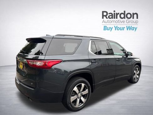 Used 2019 Chevrolet Traverse LT w/ LT Premium Package AWD/4WD image 7
