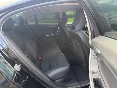 Used 2014 Volvo S60 T5 FWD image 25