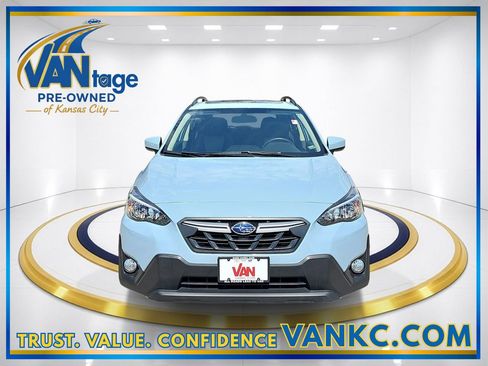 Used 2023 Subaru Crosstrek 2.0i Premium image 2