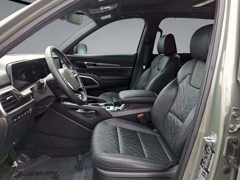 Used 2025 Kia Telluride EX X-Line AWD/4WD image 11