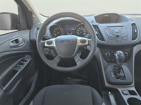 Used 2015 Ford Escape S image 4