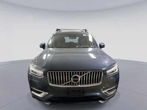 Used 2024 Volvo XC90 T8 Ultimate AWD/4WD image 2