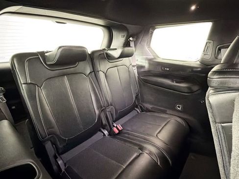 Used 2021 Jeep Grand Cherokee L Overland w/ Advanced Protech Group III image 28