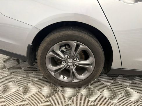 Used 2024 Honda Accord EX image 18