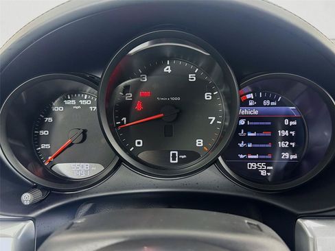 Used 2024 Porsche 718 Cayman w/ Premium Package RWD image 14