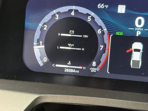 Used 2024 Toyota Tacoma TRD Sport w/ TRD Sport Upgrade Package image 19