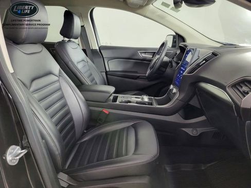 Certified 2022 Ford Edge SEL w/ Convenience Package AWD/4WD image 17