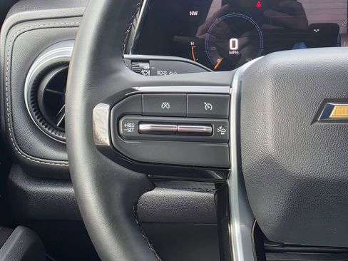 Used 2024 Chevrolet Colorado LT w/ LT Convenience Package III image 18