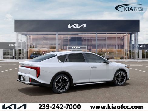 New 2026 Kia K4 GT-Line FWD image 6