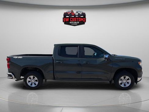 Used 2025 Chevrolet Silverado 1500 LT image 8
