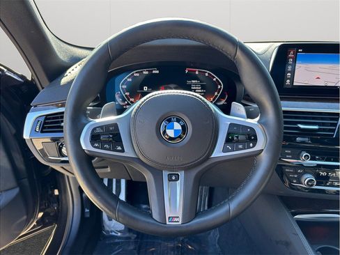 Used 2020 BMW M550i xDrive w/ Executive Package image 30