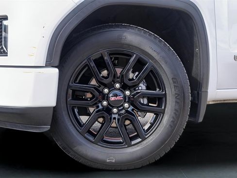 Used 2021 GMC Sierra 1500 Elevation image 4