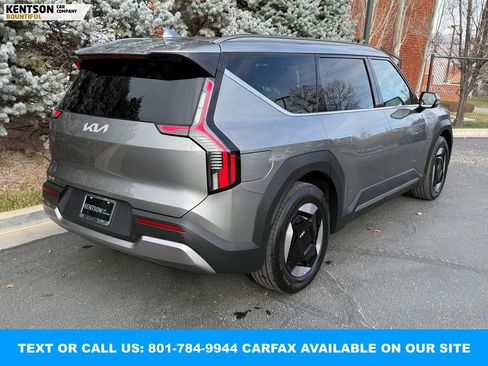 Used 2024 Kia EV9 Wind image 7