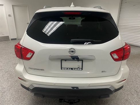 Used 2019 Nissan Pathfinder SL image 6
