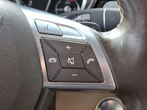 Used 2013 Mercedes-Benz GL 450 4MATIC image 20