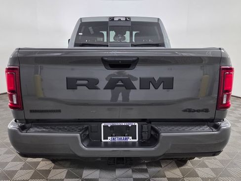 New 2026 RAM 2500 Big Horn AWD/4WD image 6