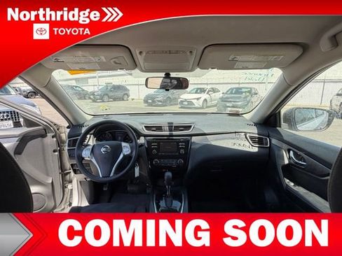 Used 2015 Nissan Rogue S FWD image 8