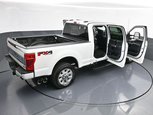 Used 2022 Ford F250 Platinum w/ FX4 Off-Road Package image 43