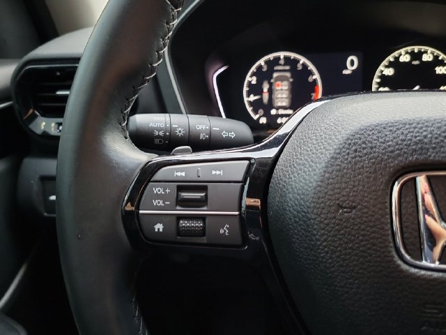 Used 2025 Honda Pilot EX-L image 15