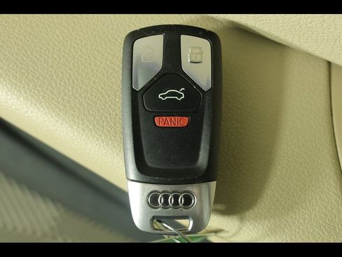 Used 2018 Audi Q5 2.0T Premium Plus w/ Premium Plus Package image 25