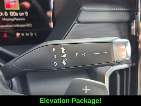 Used 2025 GMC Acadia Elevation FWD image 29