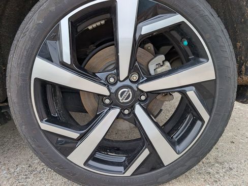 Used 2022 Nissan Rogue Sport SL w/ Premium Package image 7