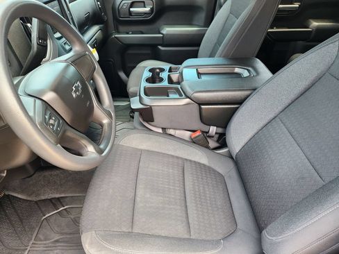Used 2022 Chevrolet Silverado 1500 Custom Trail Boss w/ LPO, Dark Essentials Package AWD/4WD image 11